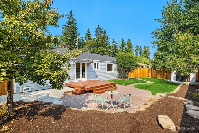 211 N 160th Street, Shoreline, WA 98133