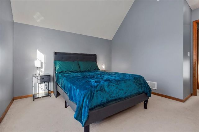 21270 W 227th Street, Spring Hill, KS 66083