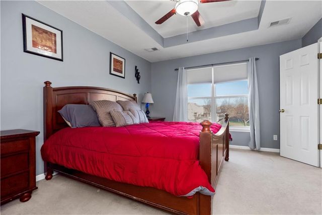 21270 W 227th Street, Spring Hill, KS 66083