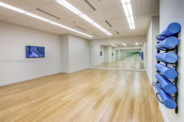 999 SW 1st Ave 2303, Miami, FL 33130