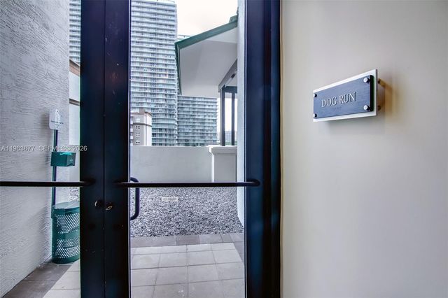 999 SW 1st Ave 2303, Miami, FL 33130