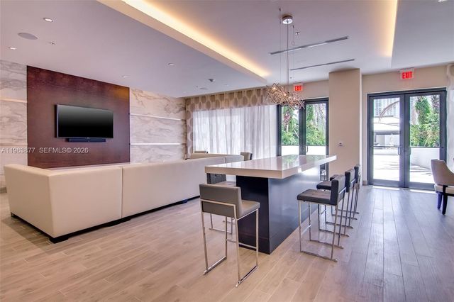 999 SW 1st Ave 2303, Miami, FL 33130