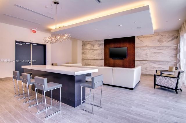 999 SW 1st Ave 2303, Miami, FL 33130