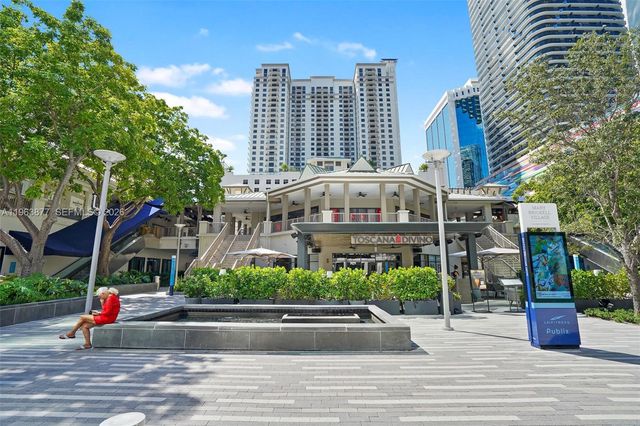 999 SW 1st Ave 2303, Miami, FL 33130