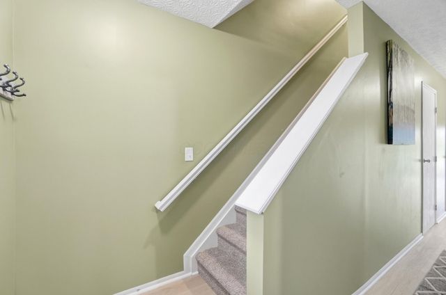 6830 Axtel Drive, 23C, Canal Winchester, OH 43110