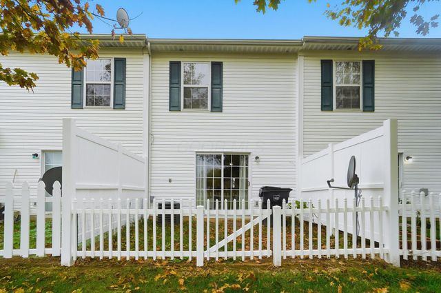 6830 Axtel Drive, 23C, Canal Winchester, OH 43110