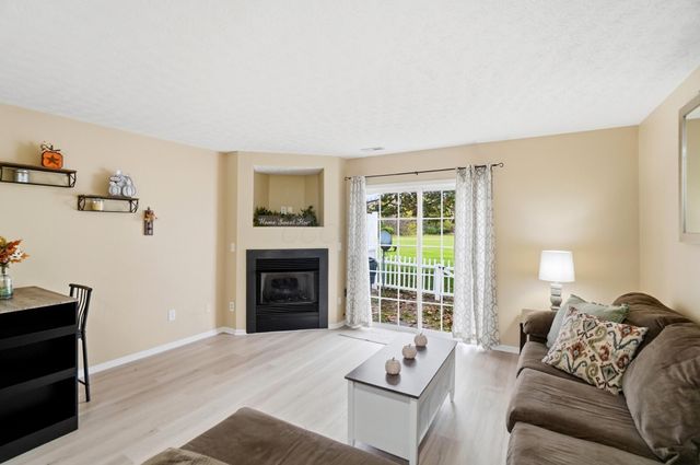 6830 Axtel Drive, 23C, Canal Winchester, OH 43110