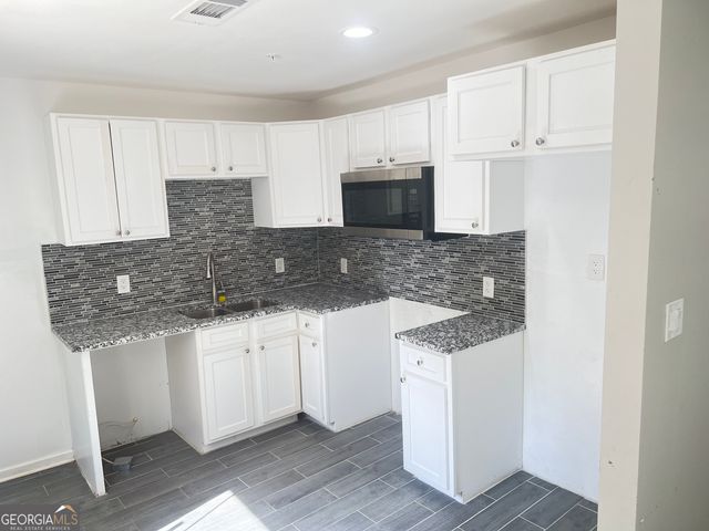 1255 Pine Avenue 2, East Point, GA 30344