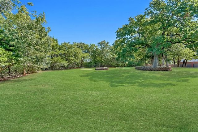 23390 Hunters Trail, Edmond, OK 73025