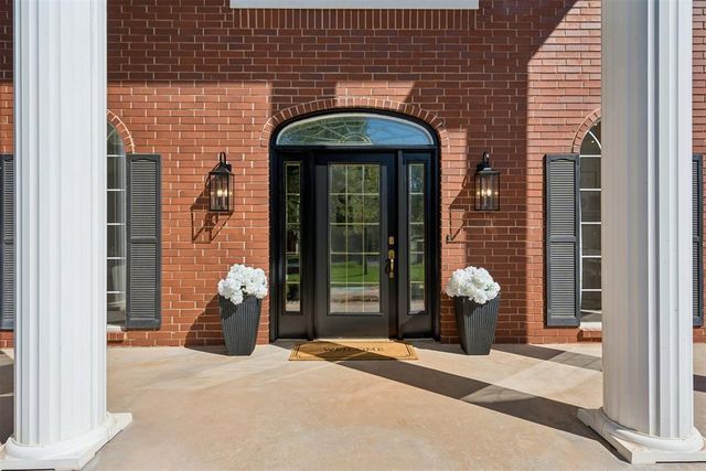 23390 Hunters Trail, Edmond, OK 73025