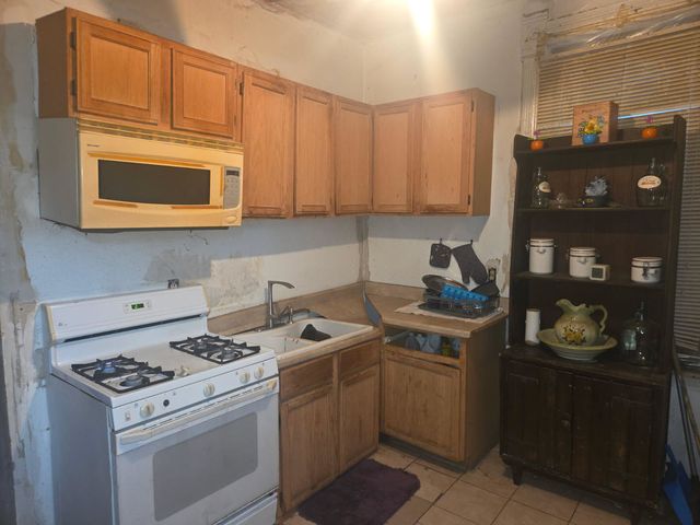 5914 S Princeton Avenue, Chicago, IL 60621