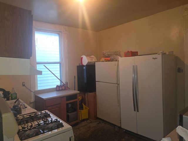 5914 S Princeton Avenue, Chicago, IL 60621