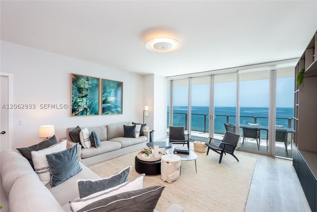 360 Ocean Dr 904S, Key Biscayne, FL 33149