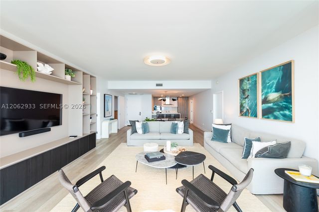 360 Ocean Dr 904S, Key Biscayne, FL 33149