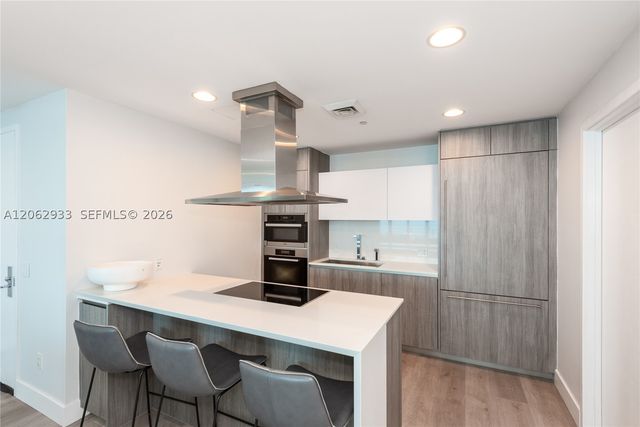 360 Ocean Dr 904S, Key Biscayne, FL 33149