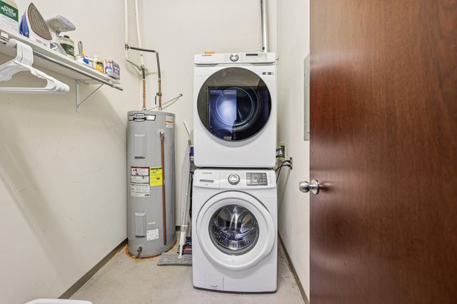 5601 Smetana Drive 510, Minnetonka, MN 55343