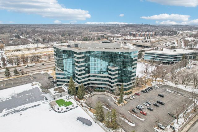 5601 Smetana Drive 510, Minnetonka, MN 55343