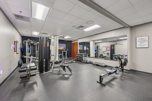 5601 Smetana Drive 510, Minnetonka, MN 55343