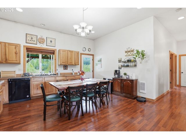 23009 Ne DOLE VALLEY Rd, Yacolt, WA 98675