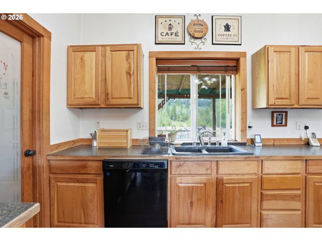 23009 Ne DOLE VALLEY Rd, Yacolt, WA 98675