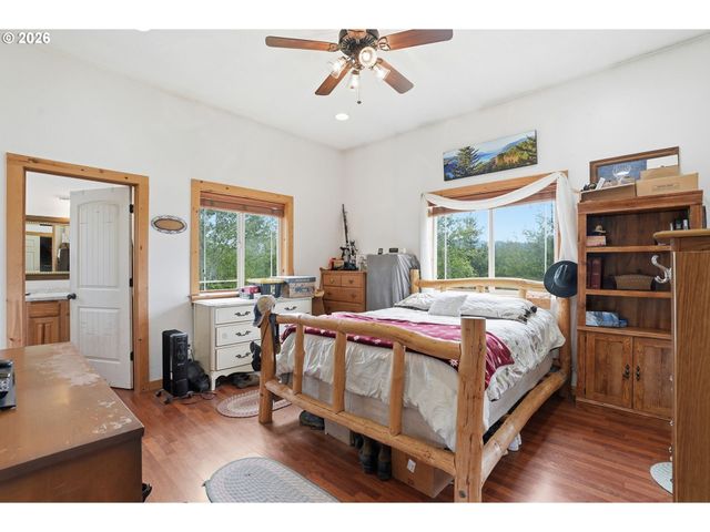 23009 Ne DOLE VALLEY Rd, Yacolt, WA 98675