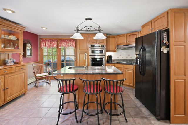 84 Woodridge Road, Hampstead, NH 03826