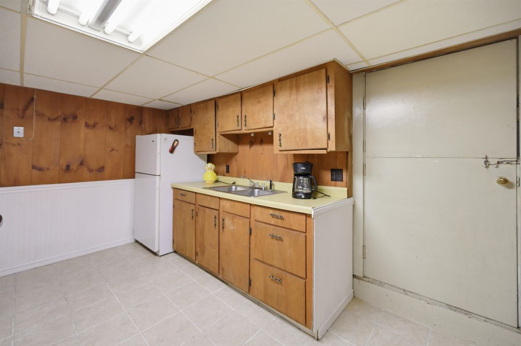 Image 37 of property listing at 84 Woodridge Road, Hampstead, NH 03826
