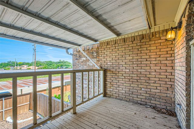 511 Towne House Lane, Richardson, TX 75081