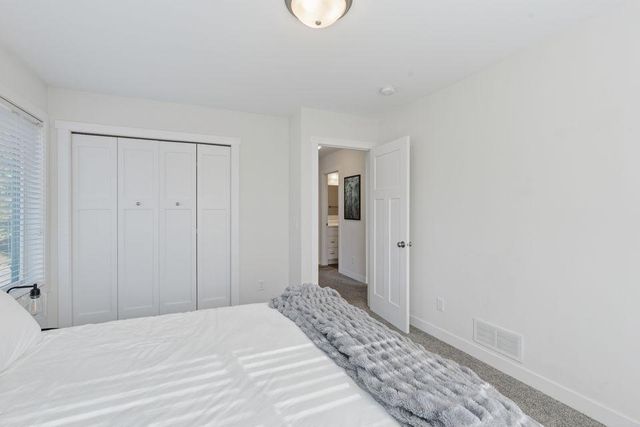 2084 E Reaney Avenue, Saint Paul, MN 55119