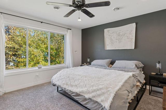 2084 E Reaney Avenue, Saint Paul, MN 55119