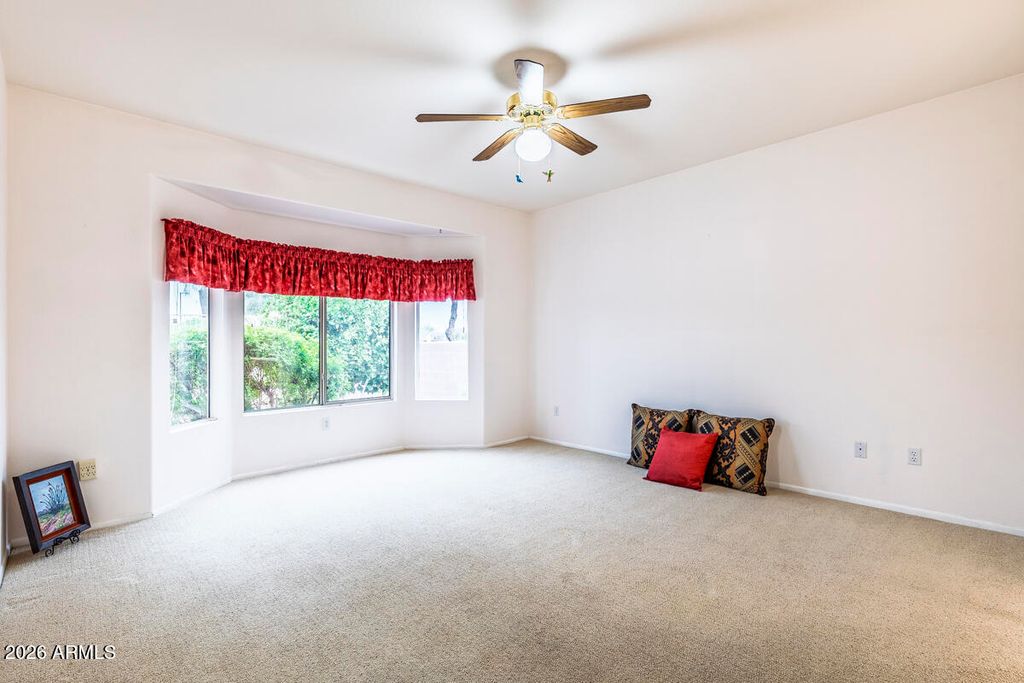 Image 13 of property listing at 16024 W RIO VERDE Court, Surprise, AZ 85374