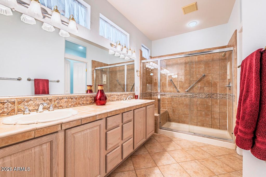 Image 14 of property listing at 16024 W RIO VERDE Court, Surprise, AZ 85374