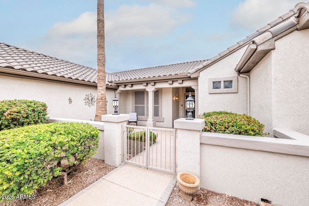 Image 3 of property listing at 16024 W RIO VERDE Court, Surprise, AZ 85374