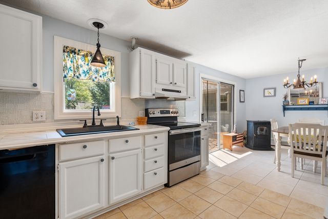84 Alvord Street, South Hadley, MA 01075