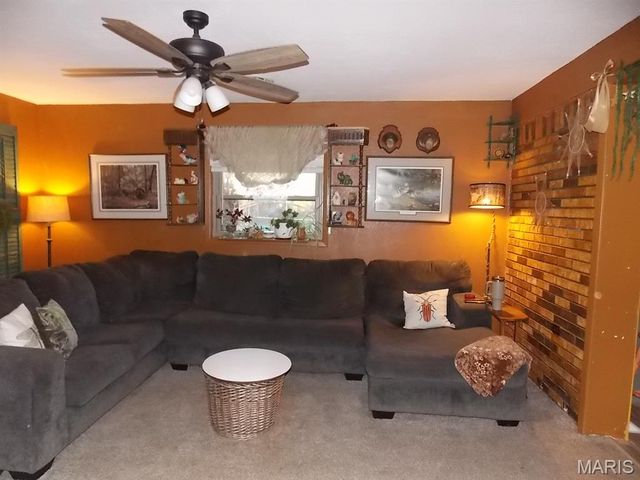 2025 Wasson Drive, Poplar Bluff, MO 63901