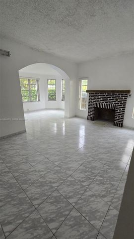 2340 SW 11 st 0, Miami, FL 33135