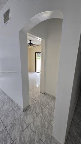 2340 SW 11 st 0, Miami, FL 33135