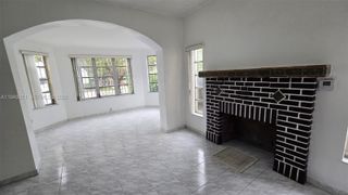 2340 SW 11 st 0, Miami, FL 33135