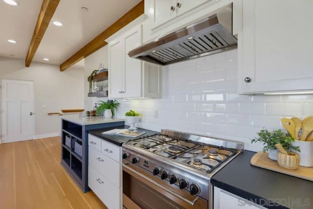 2264 Soto Street, San Diego, CA 92107