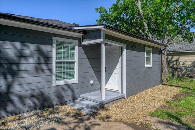 1209 S Maxey Street, Sherman, TX 75090