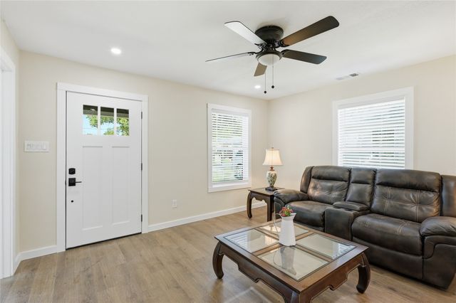 1209 S Maxey Street, Sherman, TX 75090