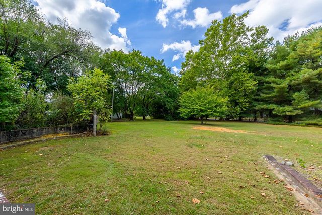 399 FRIES MILL RD, Franklinville, NJ 08322