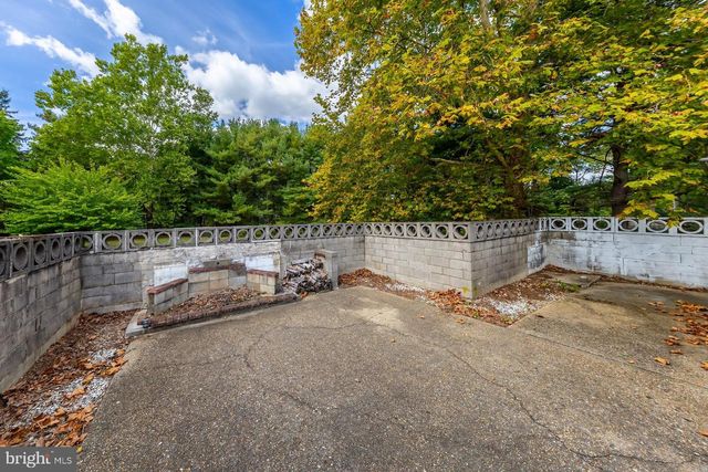 399 FRIES MILL RD, Franklinville, NJ 08322