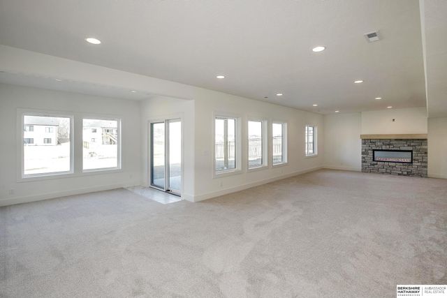 11403 S 191st Avenue, Gretna, NE 68028