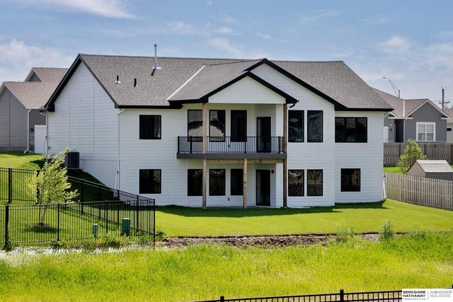 11403 S 191st Avenue, Gretna, NE 68028