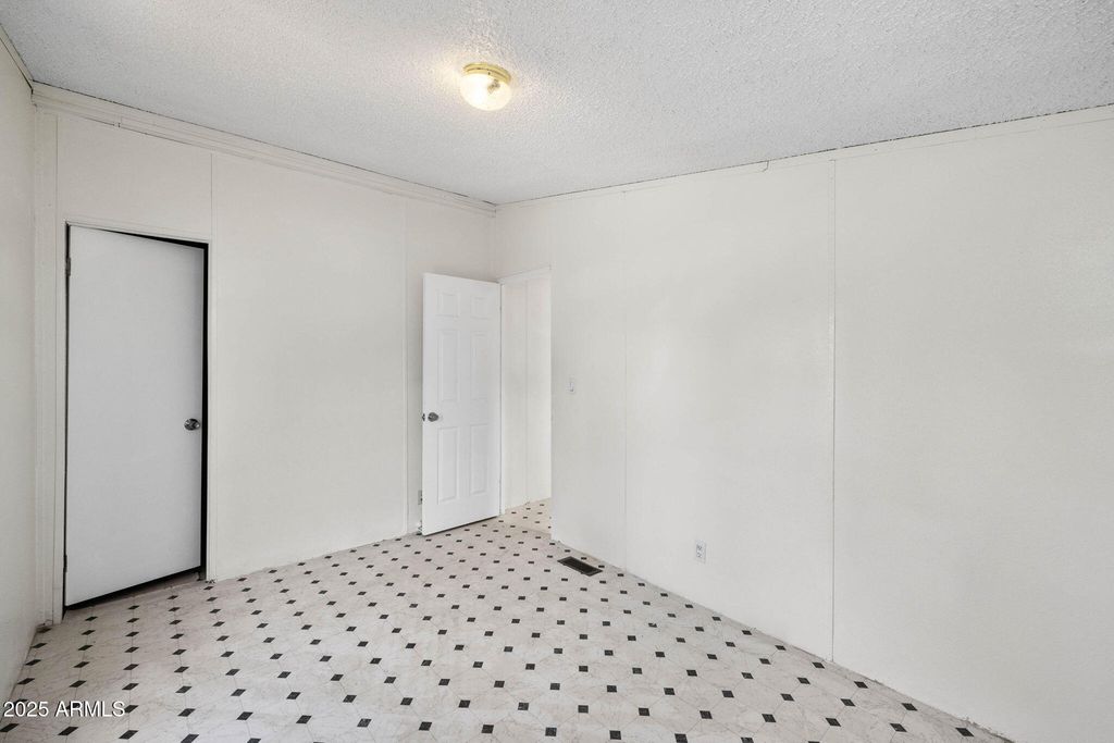 Image 16 of property listing at 155 N STATE ROUTE 89 --, Chino Valley, AZ 86323