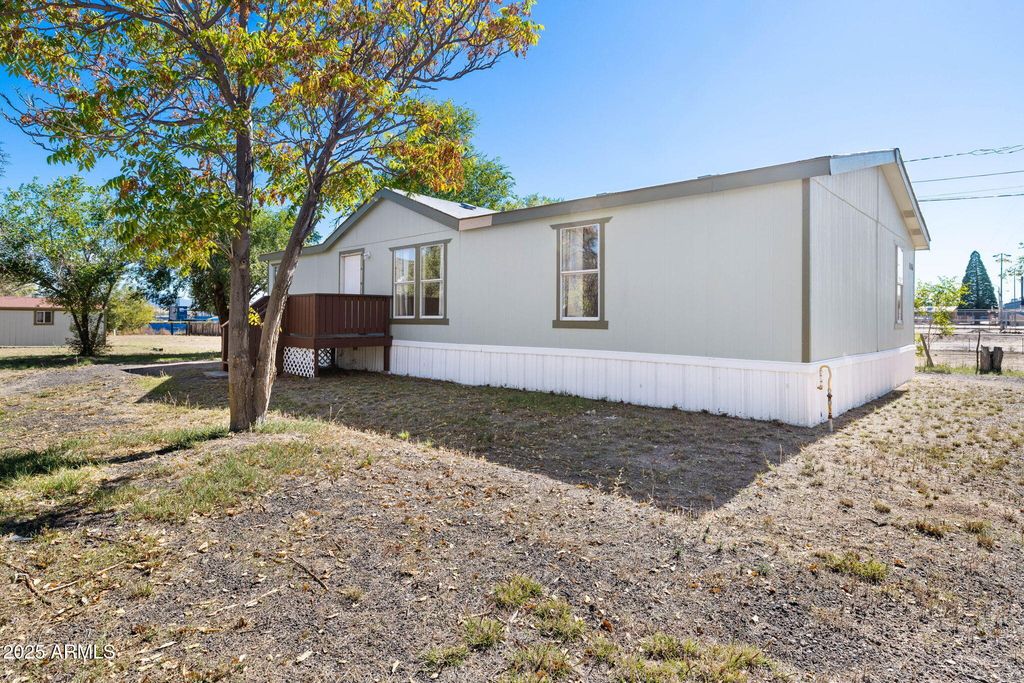 Image 2 of property listing at 155 N STATE ROUTE 89 --, Chino Valley, AZ 86323