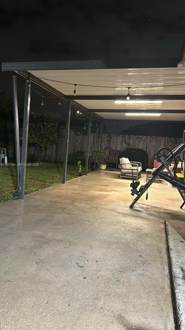 3763 NW 204th St, Miami Gardens, FL 33055