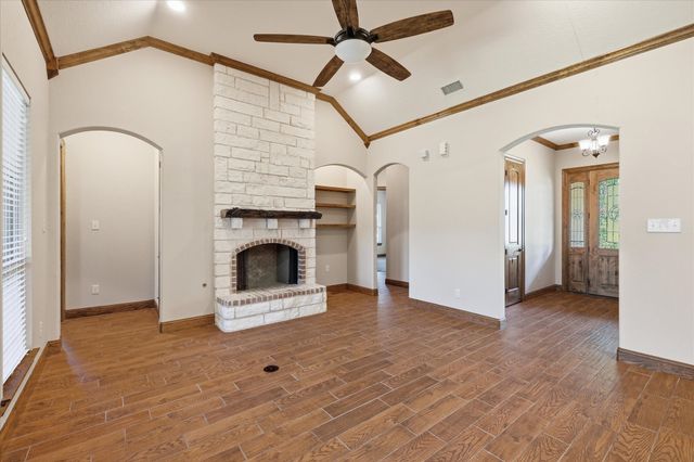 108 S Walnut Street, Roanoke, TX 76262