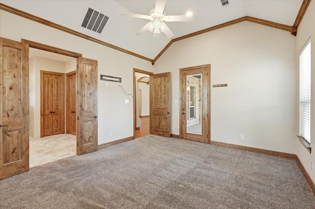 108 S Walnut Street, Roanoke, TX 76262
